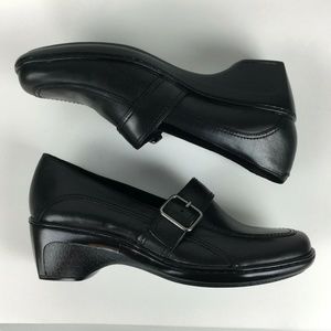 Clarks Rosemarie Black Leather Shoes 9 M Slip On